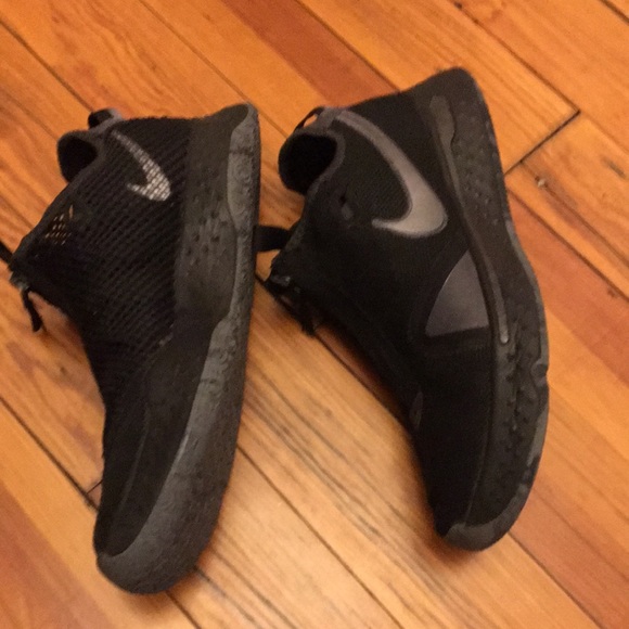 Nike sneakers - Picture 2 of 4